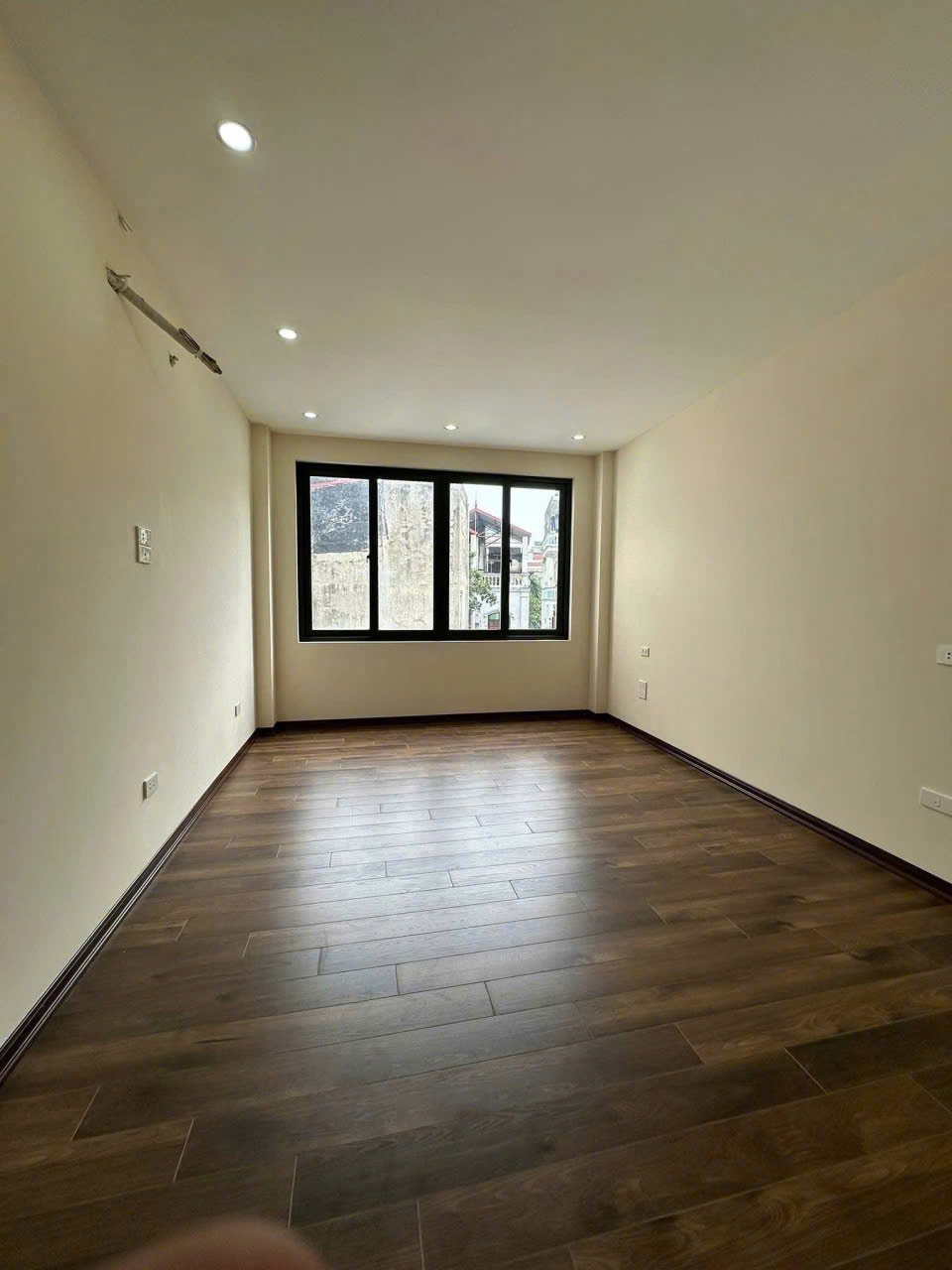 BÁN NHÀ Lạc Long Quân - Tây Hồ - DT: 58m2 - 5 tầng - mt: 3.6m - giá: 14.xx tỷ-3