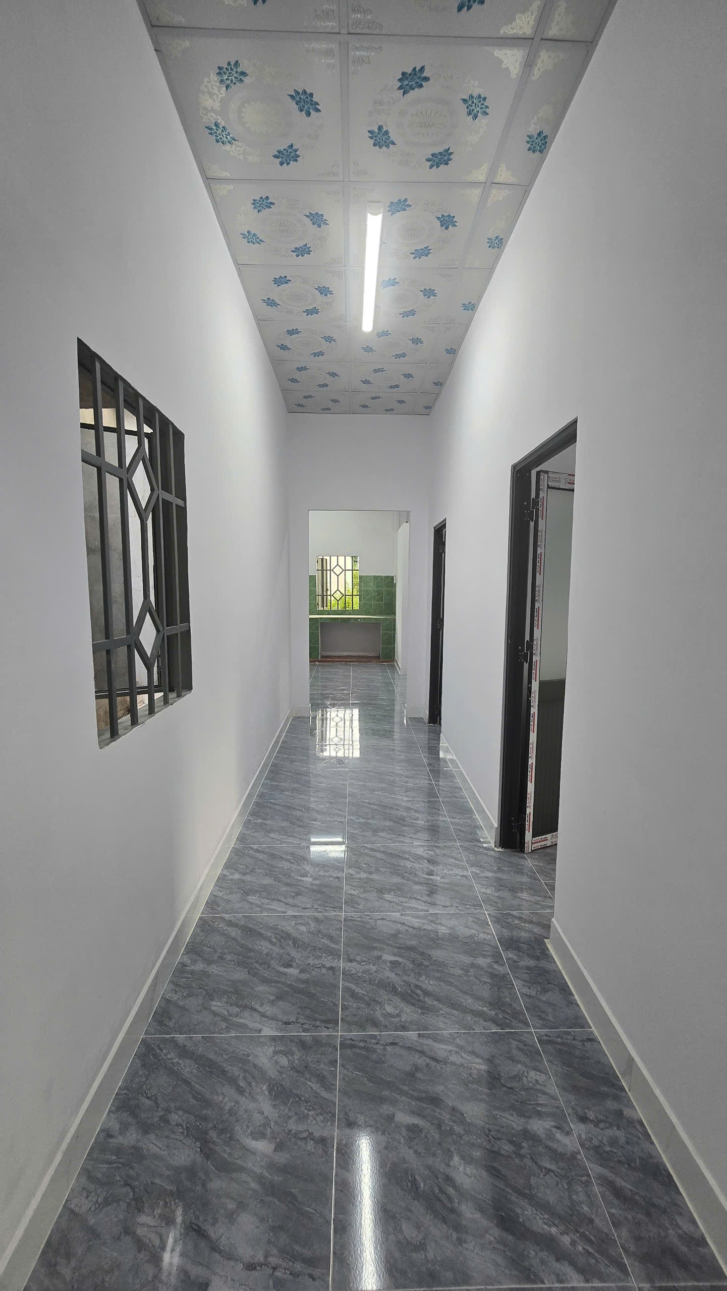 BÁN GẤP NHÀ GIÁ RẺ – CHỦ CẦN TIỀN ĐI MỸ.
