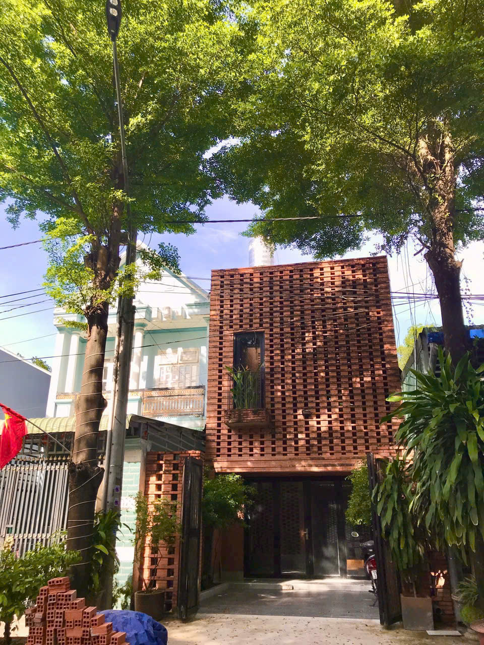 CHO THUÊ NHÀ ĐẸP PHONG CÁCH TROPICAL – KHÔNG GIAN SỐNG XANH, THOÁNG MÁT TẠI PHƯỜNG THUẬN GIAO, TP.HCM