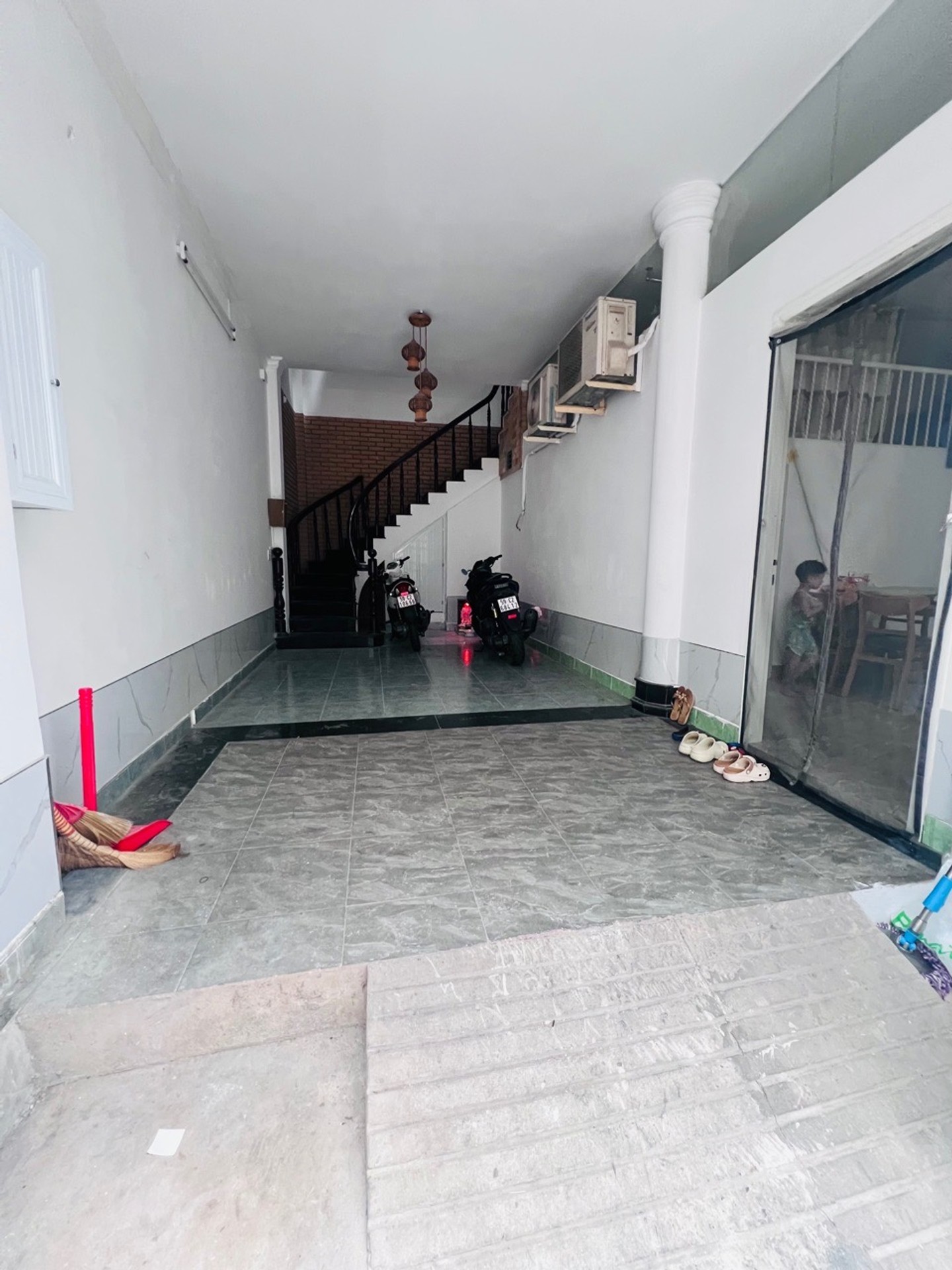 DÒNG TIỀN THUÊ ỔN ĐỊNH 20TR/THÁNG - KHU VỰC HIẾM NHÀ BÁN - XÁC BÊN HẺM XE HƠI - NGANG BỀ THẾ 7,8M - KHU VÍP ĐÀO DUY ANH - HẺM THÔNG TỨ TUNG - NHĨN 8TỶ