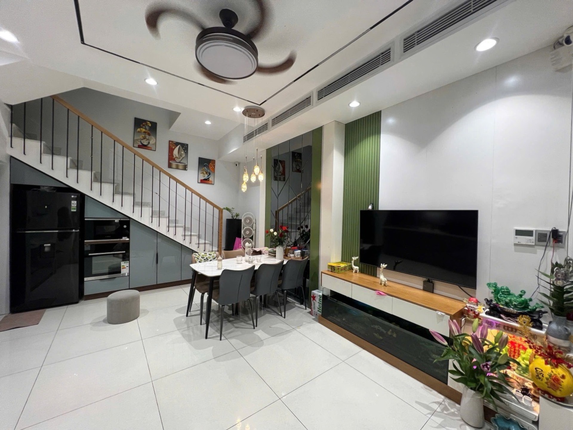 💥4 TẦNG - HẺM XE HƠI - KHU VIP TÂN SƠN NHÌ - 35M2 - FULL NỘI THẤT - GIÁ 6 tỷ.