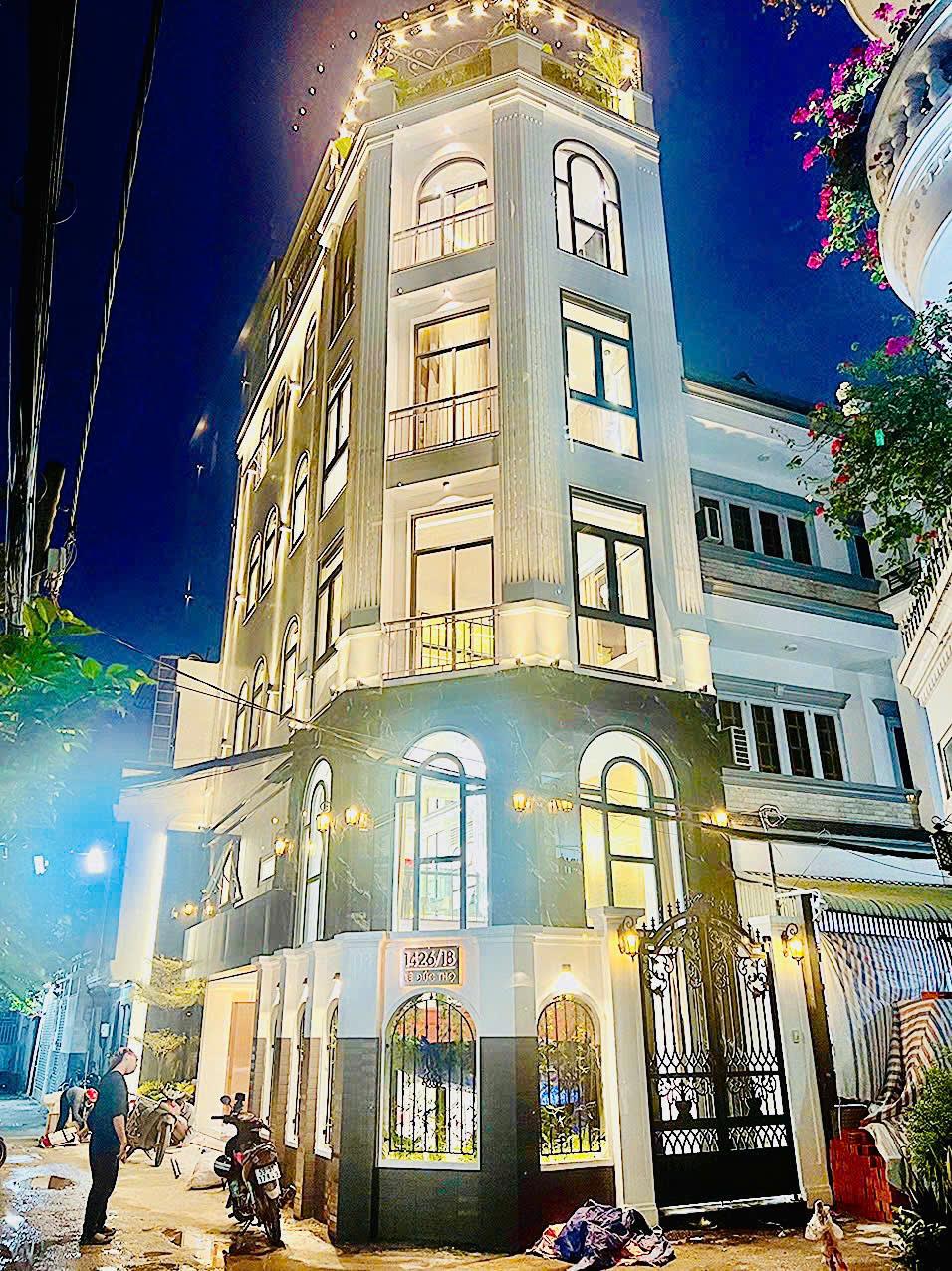 LÔ GÓC, HẺM XE HƠI THÔNG, 6 TẦNG THANG MÁY, FULL NỘI THẤT, DT 67M2, NGANG 5M CHỈ 12 TỶ 8