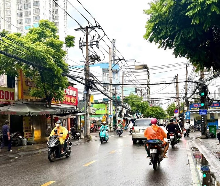 Bán nhà Âu Dương Lân, ngang 5m diện tích lớn hiếm gặp, thích hợp ở kết hợp đầu tư - 0931172218-3
