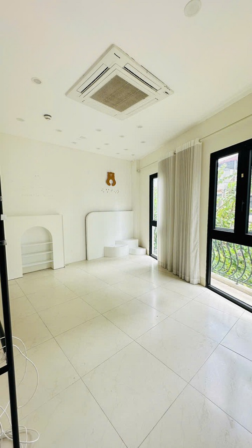 CHO THUÊ: SÀN VĂN PHÒNG GIÁ TỐT - QUẬN LONG BIÊN