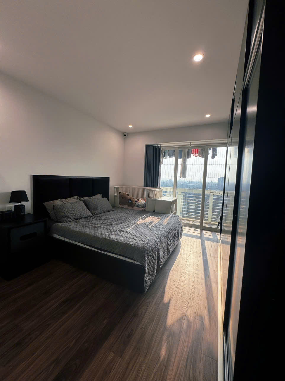 Bán CH 3PN Ciputra Tòa E4 123m² -  Nội Thất Cao Cấp, Sổ Đỏ - Cạnh trường Academy.-4