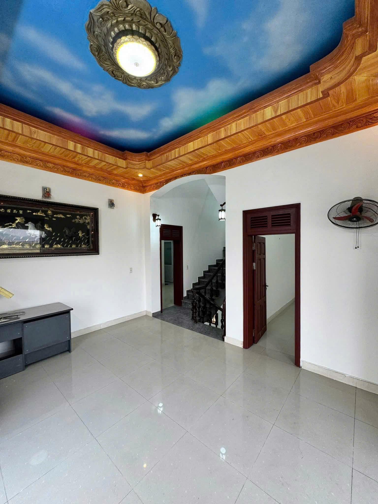 cần chuyển nhượng nhà gắn liền trên đất Thuỷ Nguyên- Hải Phòng- Khu vực đường to ô tô tải chánh nhau