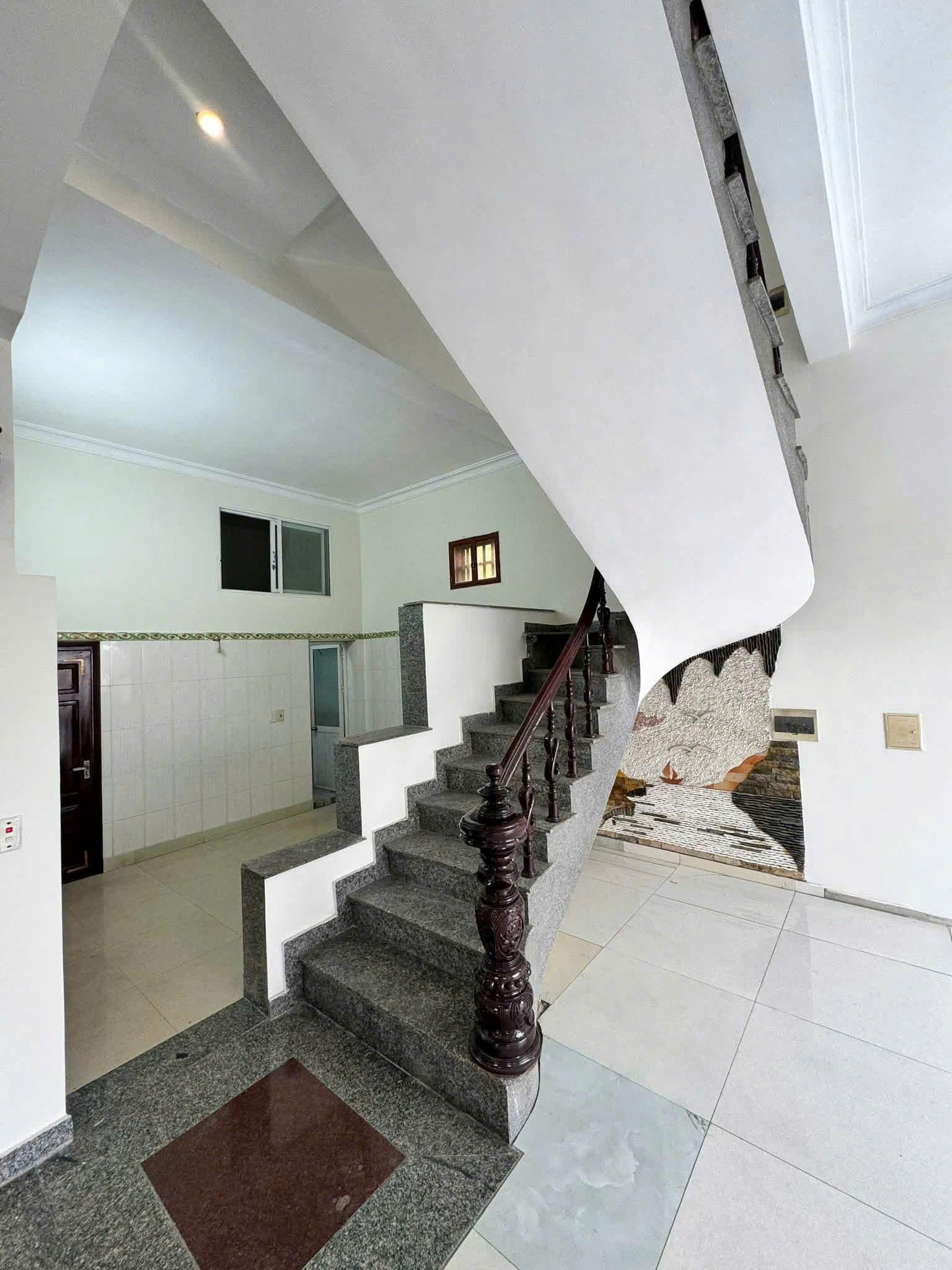 cần chuyển nhượng nhà gắn liền trên đất Thuỷ Nguyên- Hải Phòng- Khu vực đường to ô tô tải chánh nhau-4