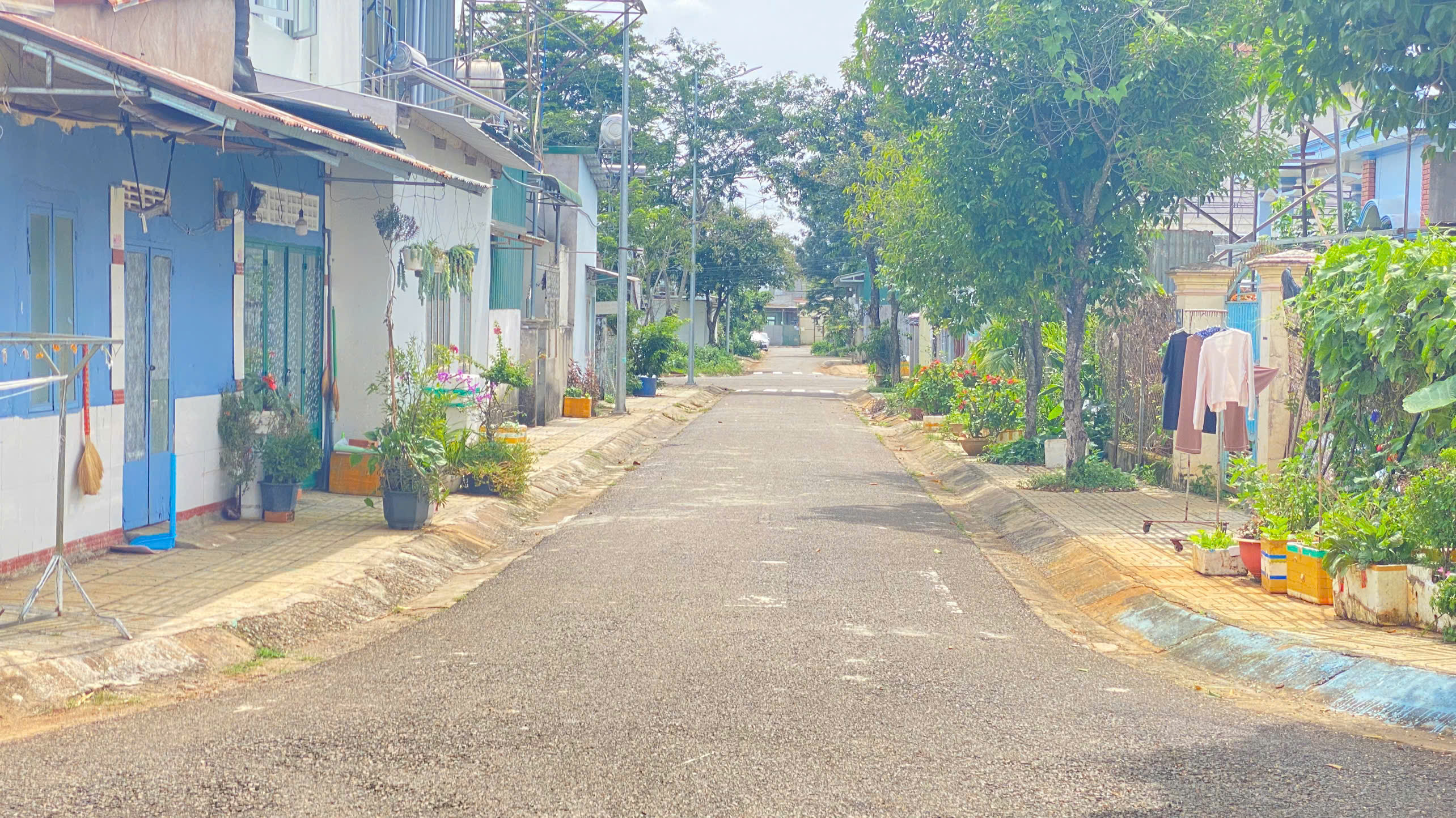 Đất 2 mặt tiền góc - lô 90, trung tâm đức trọng, lâm đồng