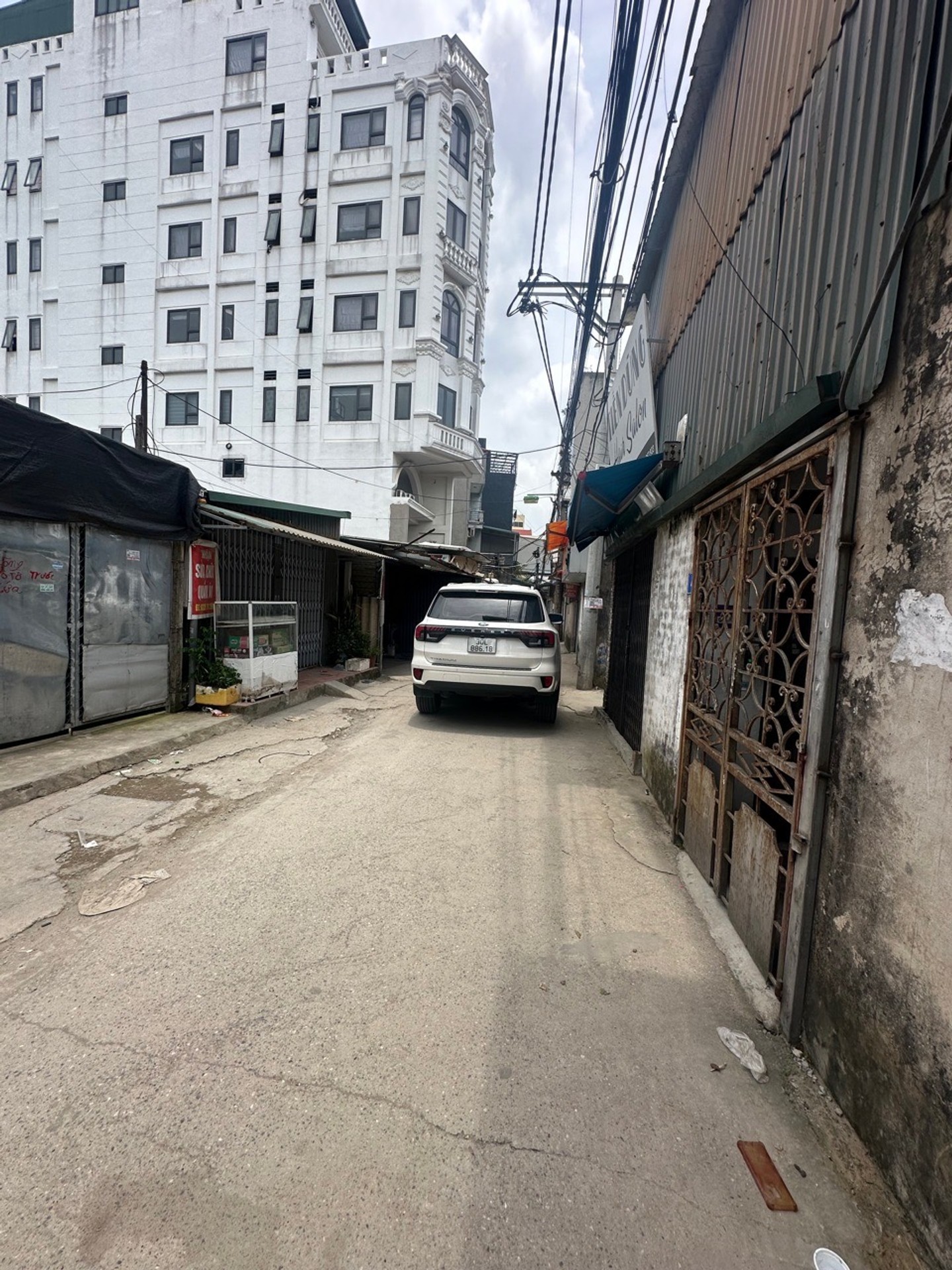 Phố Việt Hưng 8 tỷ thang máy,40m sổ đỏ Long Biên-3