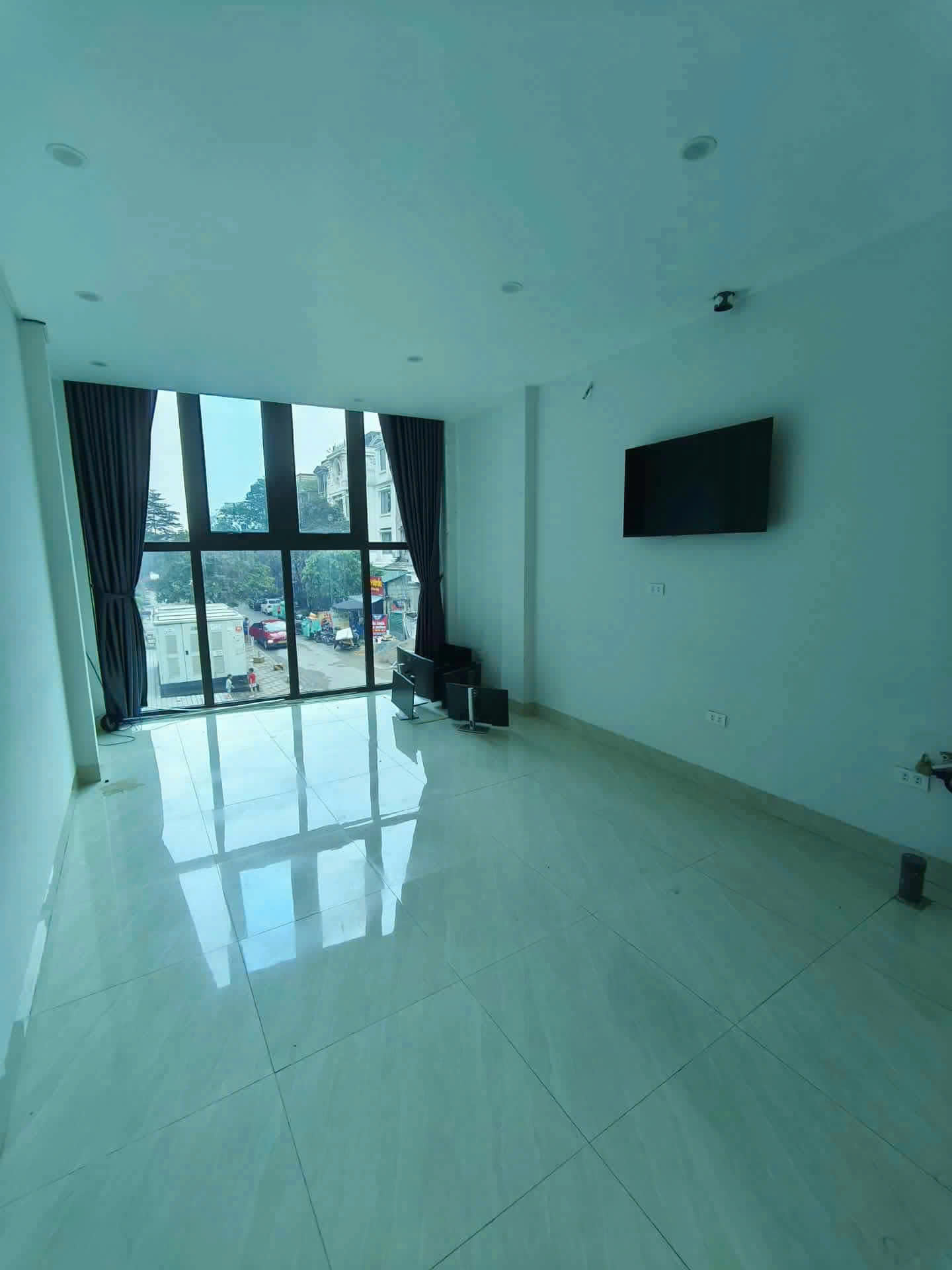 CHO THUÊ MẶT BẰNG TẦNG 2 TẠI VOV MỄ TRÌ ,  NAM TỪ LIÊM, HÀ NỘI