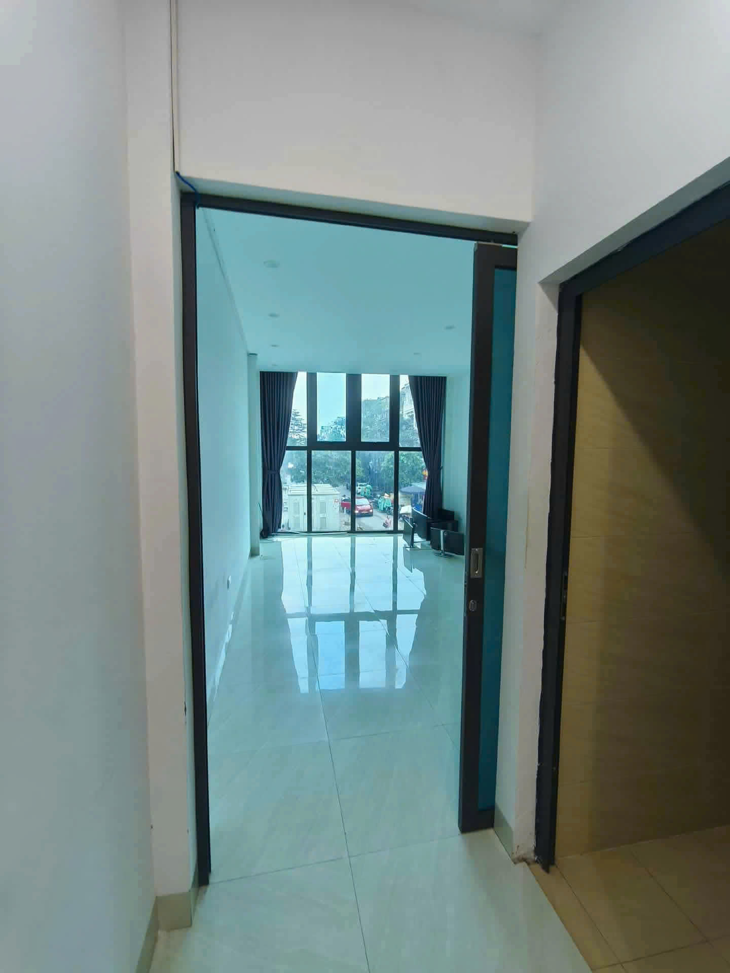 CHO THUÊ MẶT BẰNG TẦNG 2 TẠI VOV MỄ TRÌ ,  NAM TỪ LIÊM, HÀ NỘI