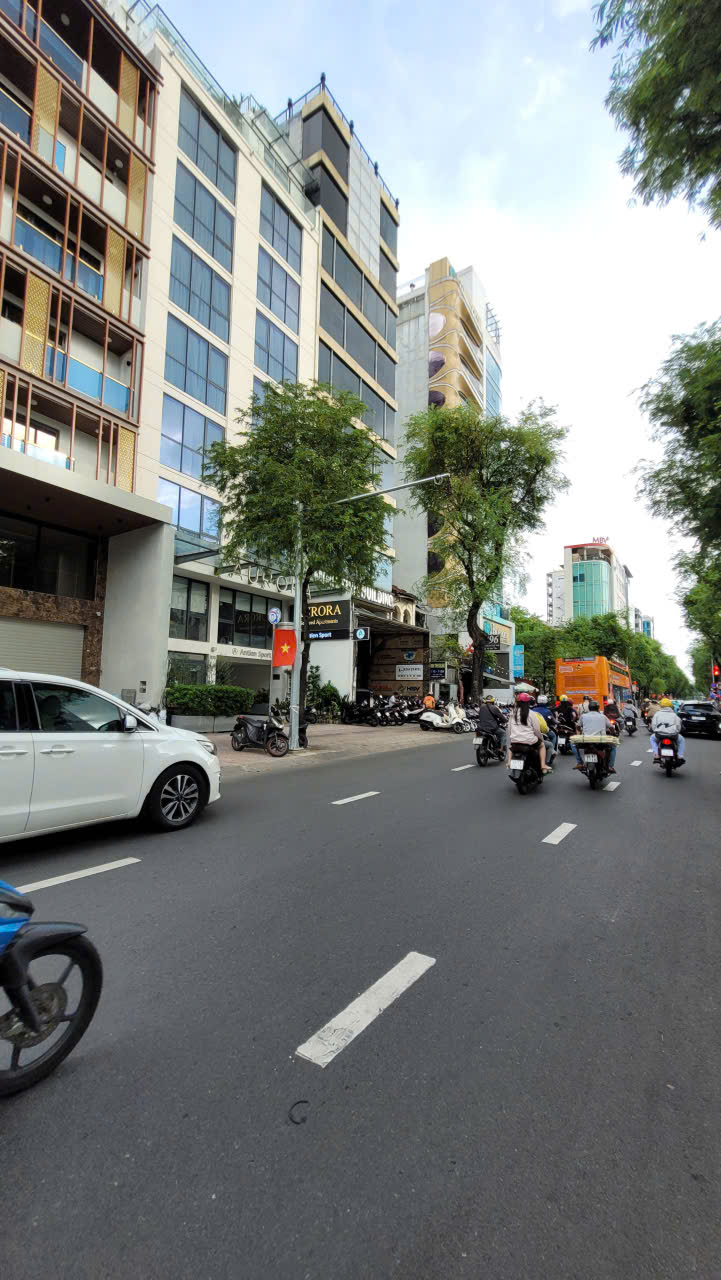 MT Võ Văn Tần Q.3 - 20x40m(CN: 798m2)CT: 2H+14 tầng - Gía: 650 tỷ