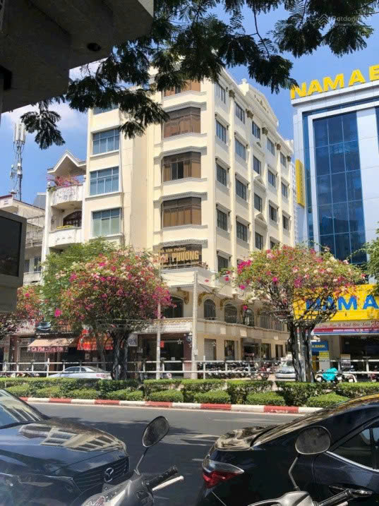 Tòa nhà văn phòng cho thuê Nam Phương Số 68 - 70 Hoàng Diệu, P13, Quận 4-1