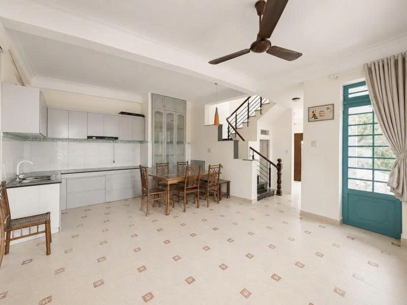 Bán nhà hẻm 4m Trương Công Định - giao Trường Chinh,  6,8x15m, 3 Tầng - 4 PN, hạ còn 8,8 tỷ.