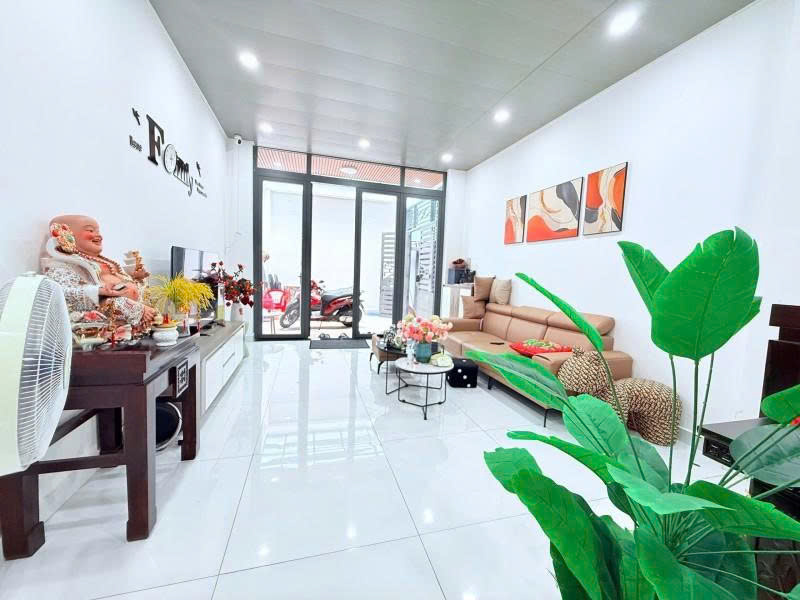 Bán nhà hẻm 4m Trịnh ĐÌnh Trọng - gần Âu Cơ vào, 4x20m, 2 Tầng mới, 2 PN, chỉ 6,9 Tỷ.