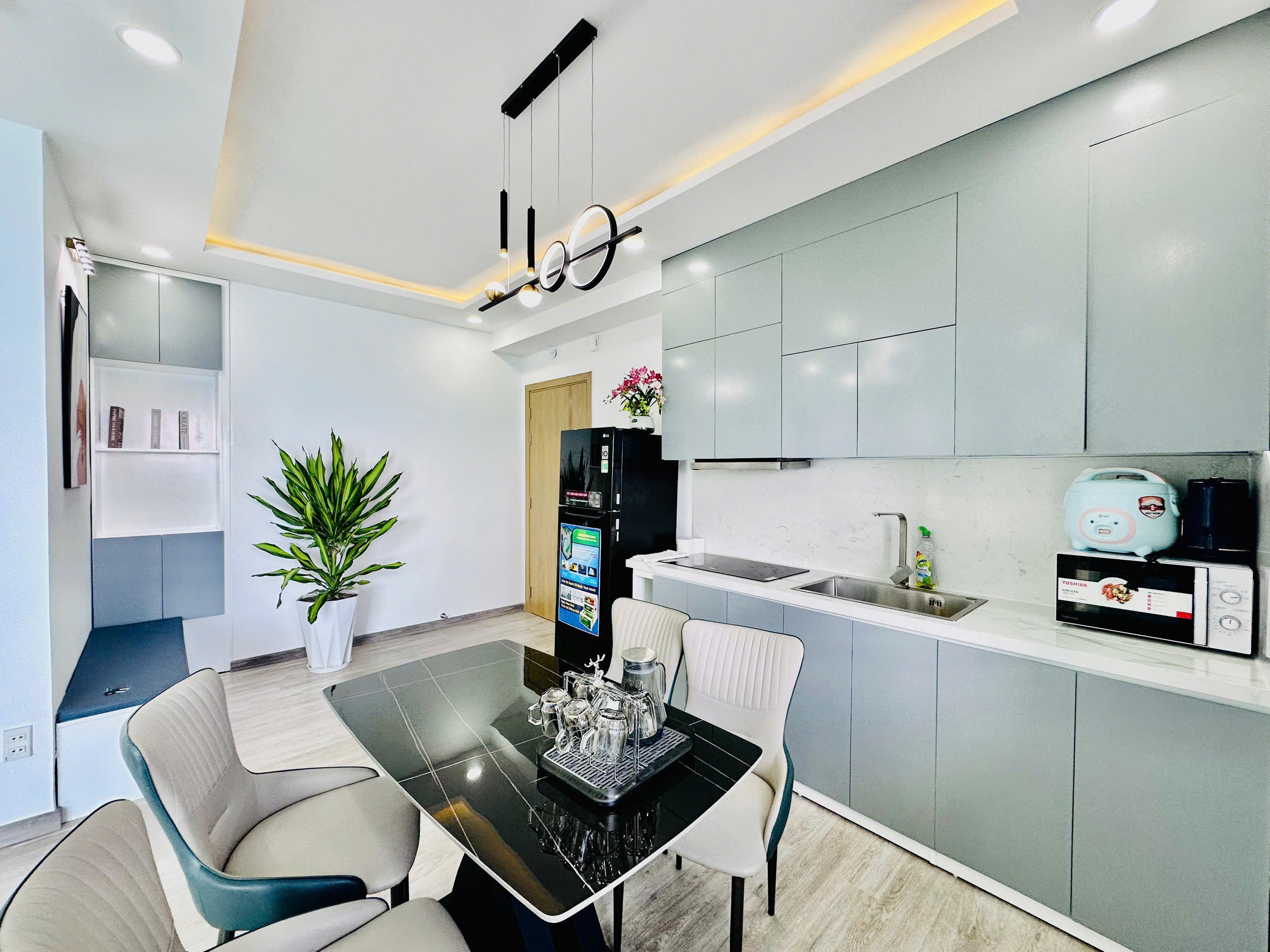 NGHỈ DƯỠNG NHA TRANG, CĂN HỘ 2 PHÒNG NGỦ VIEW BIỂN GẦN HÒN CHỒNG, GIÁ 1,2 - 1,4 TRIỆU/ĐÊM