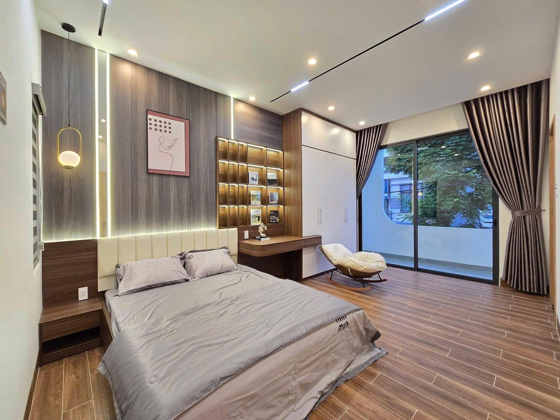 BÁN NHÀ 3 TẦNG 3 MÊ ĐƯỜNG HÒA MINH 10 - GẦN BÃI TẮM BIỂN-4