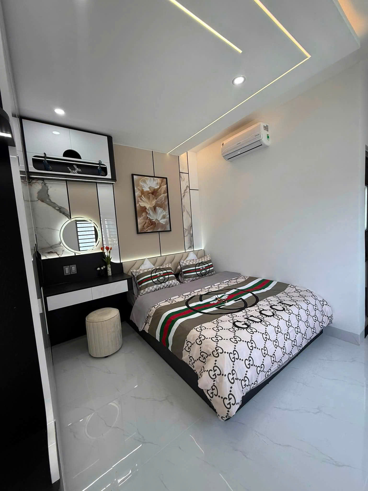 Siêu phẩm MT đường 7.5m lề 4m+ kẹp kiệt bên hông 3m Nguyễn Phước Nguyên