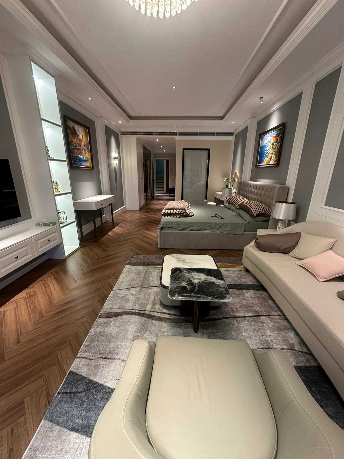 BÁN  NHÀ VIỆT HƯNG 80M2- 6 TÂNG THANG MÁY- Ô TÔ TRÁNH ĐỖ- 17.x Tỷ