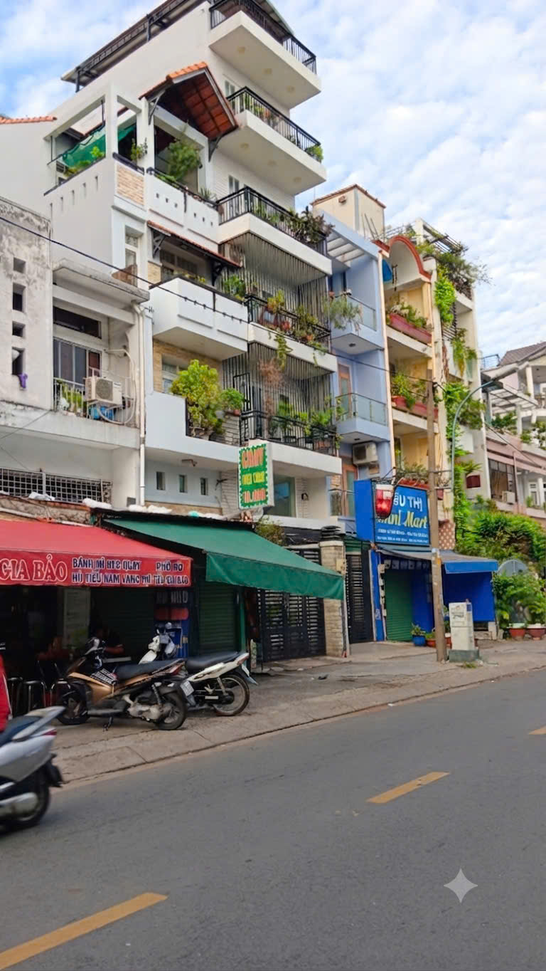Chủ Định  Cư Nước Ngoài Bán  Nhanh Nhà Mặt Tiền Kinh Doanh TrịnhĐìnhTrọng Mới Đẹp 4 Tầng Kiên Cố  Gần 80m2 Vuông đẹp Nhỉnh 13 Tỷ Xíu