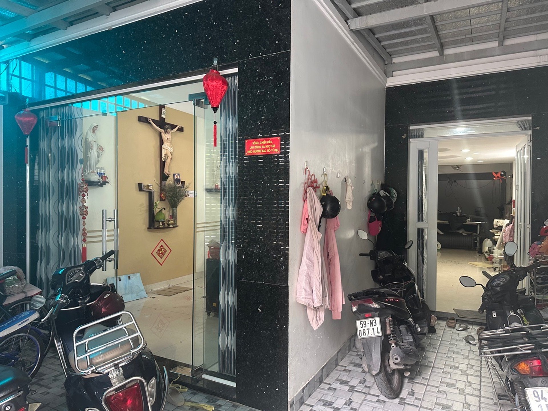 Mặt tiền đường Lê Bôi 6x20 chỉ 12 tỷ 9 có lửng- 0931172218