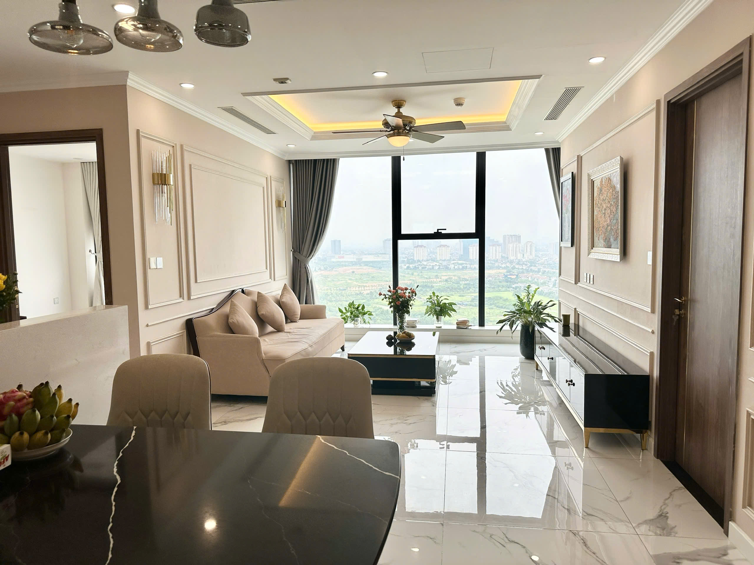 Bán căn hộ Sunshine City 2PN tầng cao  85.6m²  View Ciputra  Sổ đỏ giao dịch ngay