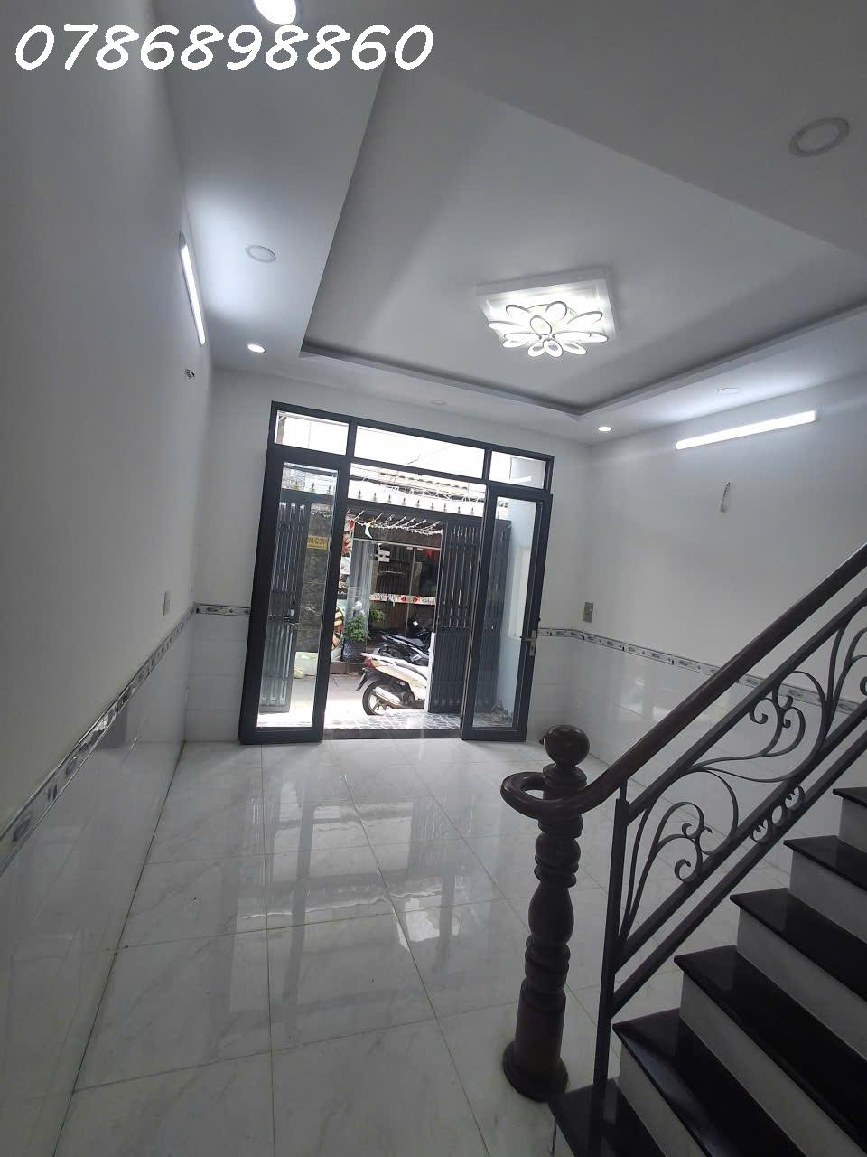 BÁN NHÀ MẶT TIỀN 1041 TRẦN XUÂN SOẠN, P. TÂN HƯNG, QUẬN 7-3