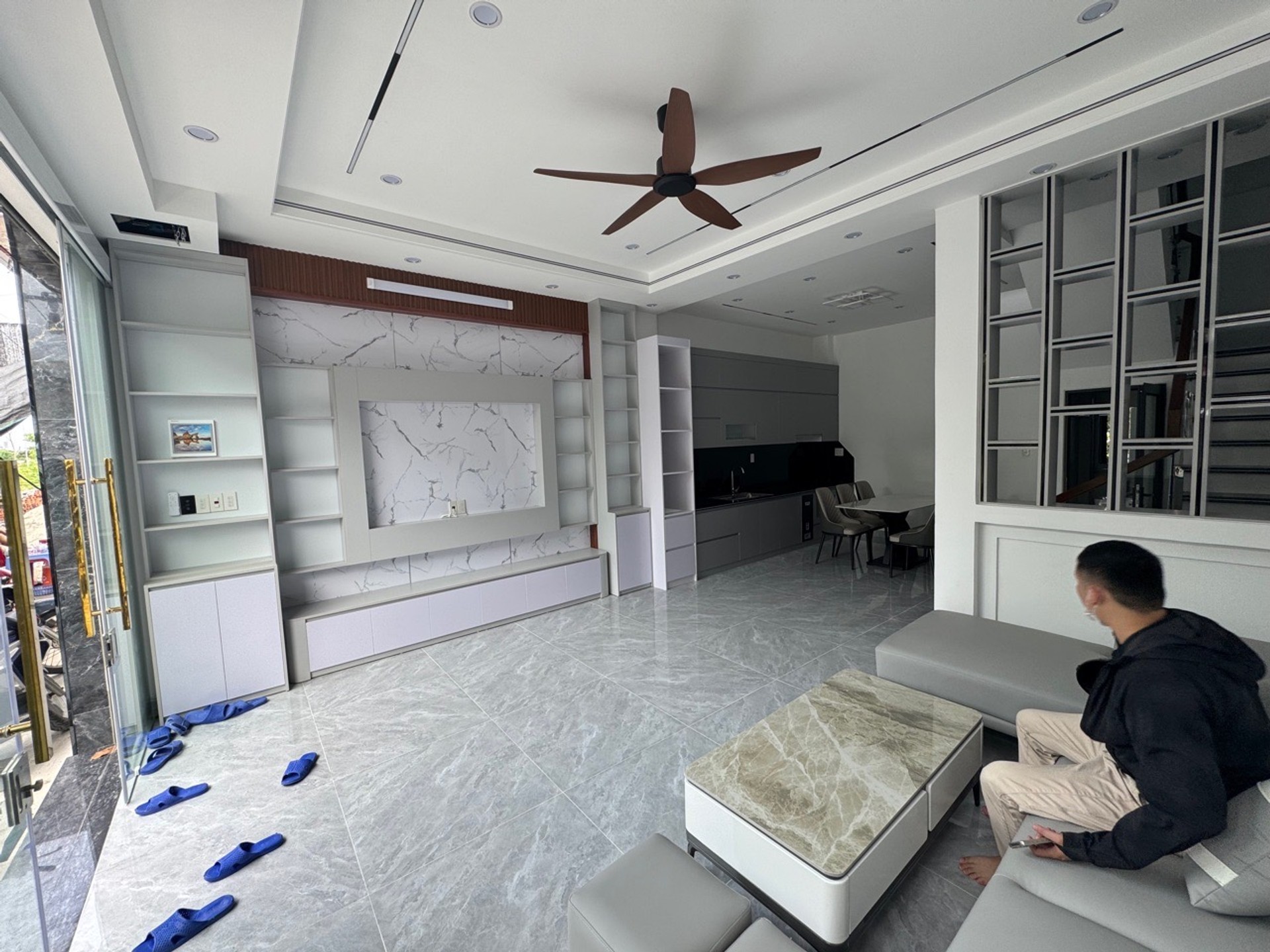 BÁN CĂN 4 TẦNG ĐẸP Ở AN DƯƠNG - HẢI PHỎNG