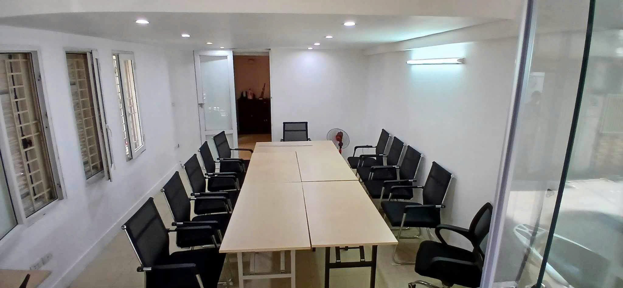 CHO THUÊ MB KINH DOANH T1. NGÕ 91 Đ.NGUYỄN CHÍ THANH, HÀ NỘI, 30 M2. LH:0889254254