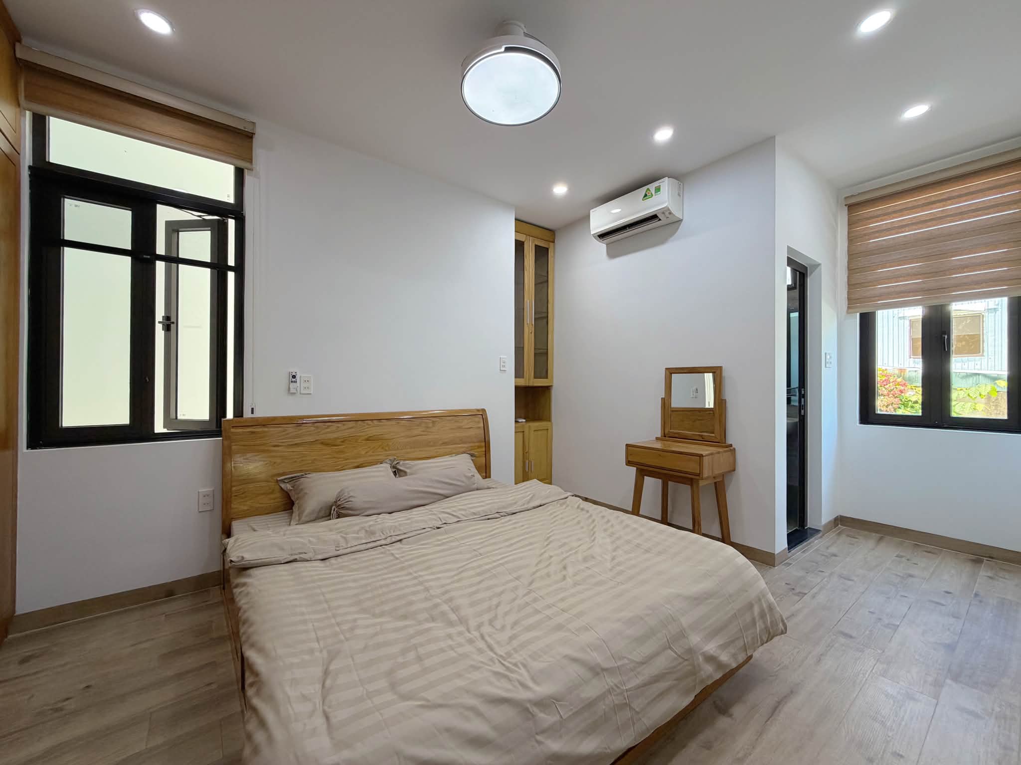 ♪ Nhà kiểu Biệt Thự mini gần Như Nguyệt, Góc 2 mặt thoáng, 78.7m2, ngang 6.5m, 3 tầng, cự xịn-4