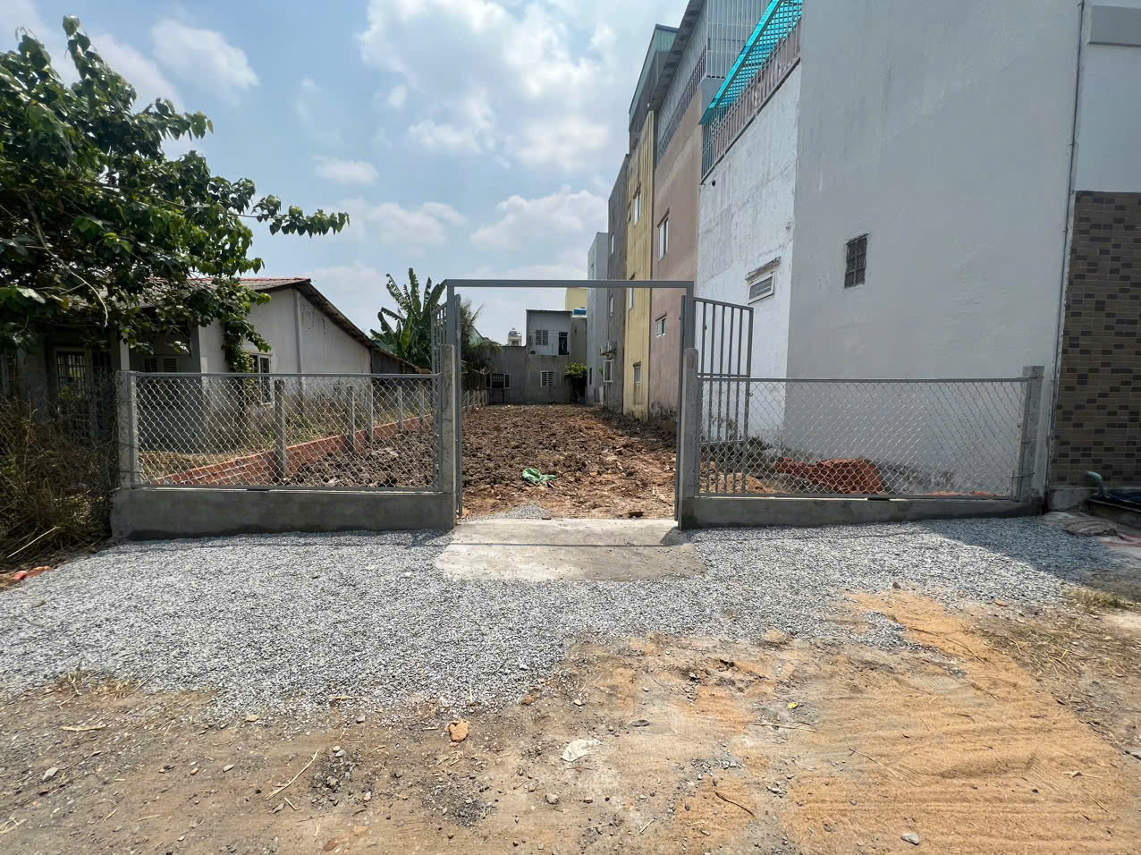 CẦN BÁN 269M2 8X34 ĐẤT THÔ CƯ HẺM XE TẢI KHU DÂN CƯ YÊN TĨNH
