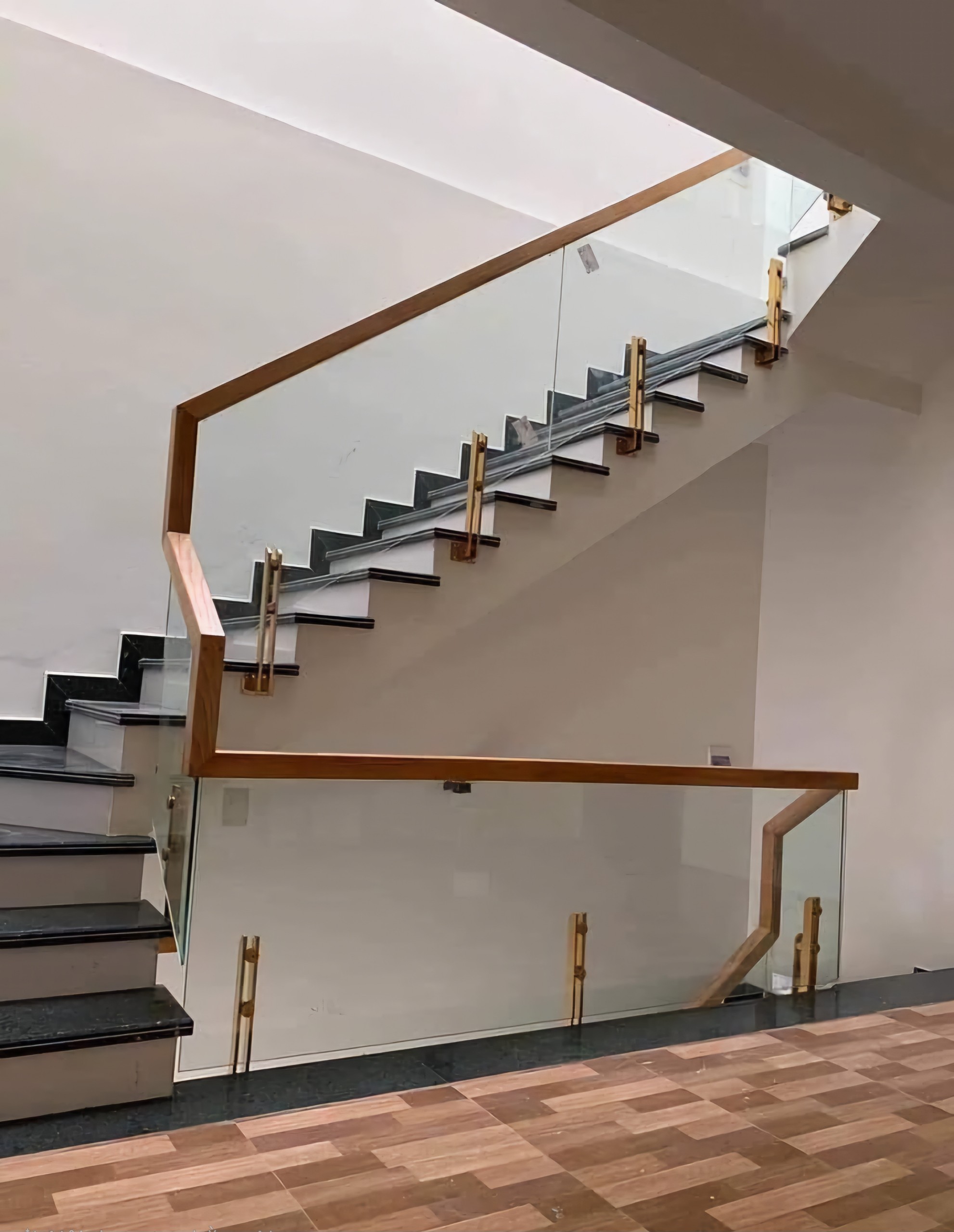 Mình cho thuê nhà, Lê Trọng Tấn, Hoàng Văn Thái,, 231m2x 3.5T -40 tr-1