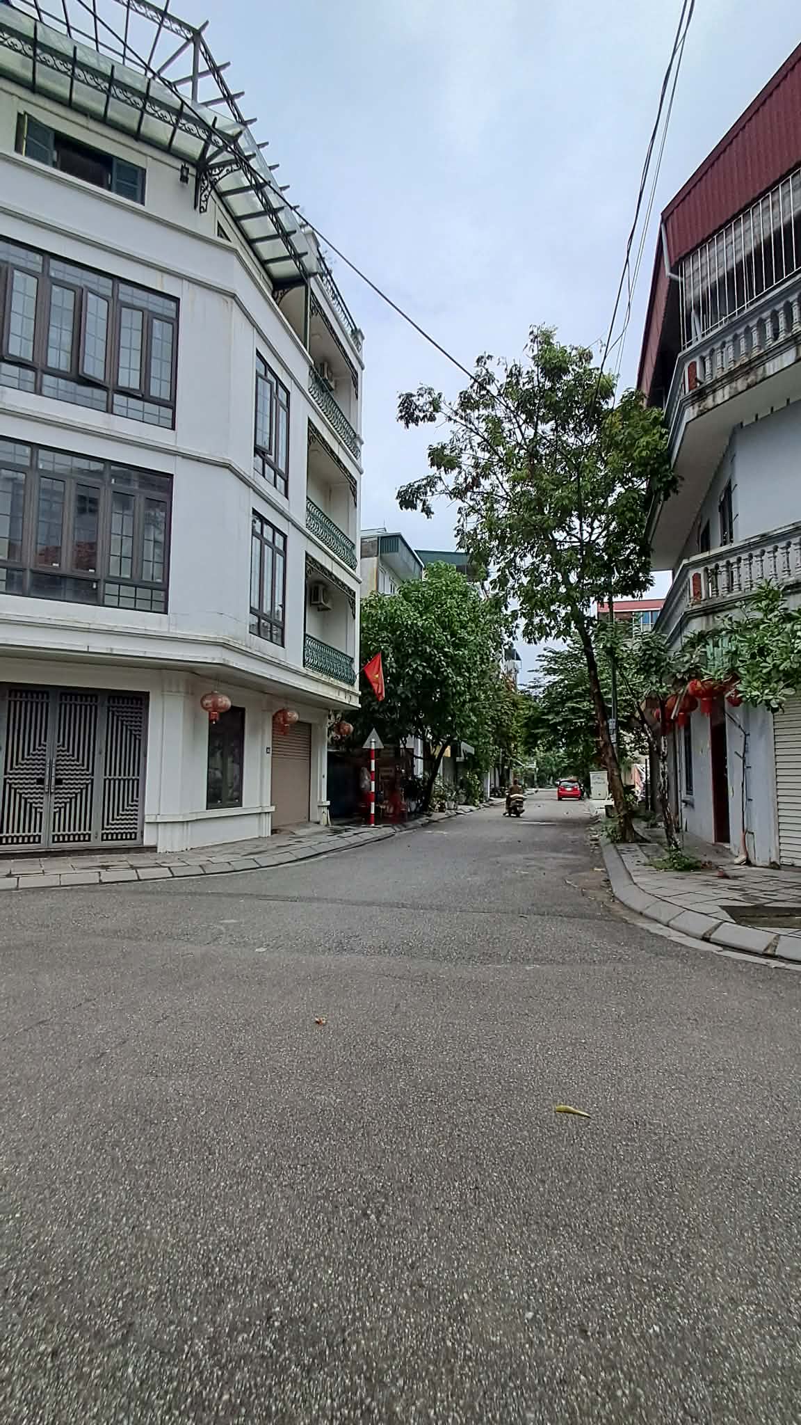 BÁN ĐẤT VIỆT HƯNG 52M2- MT 4M- VỈA HÈ, Ô TÔ TRÁNH ĐỖ- HƠN 10 TỶ-1