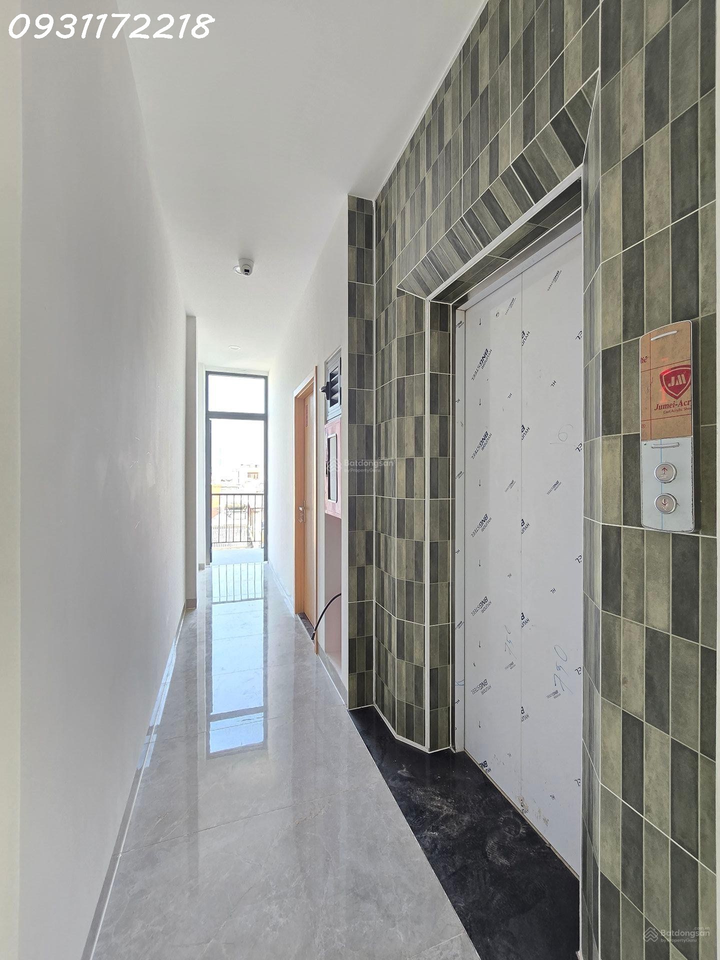 Bán nhà mặt tiền đường Bông Sao ngang 6m đối diện công viên Tặng nội thất Xe hơi ngủ - 0931172218
