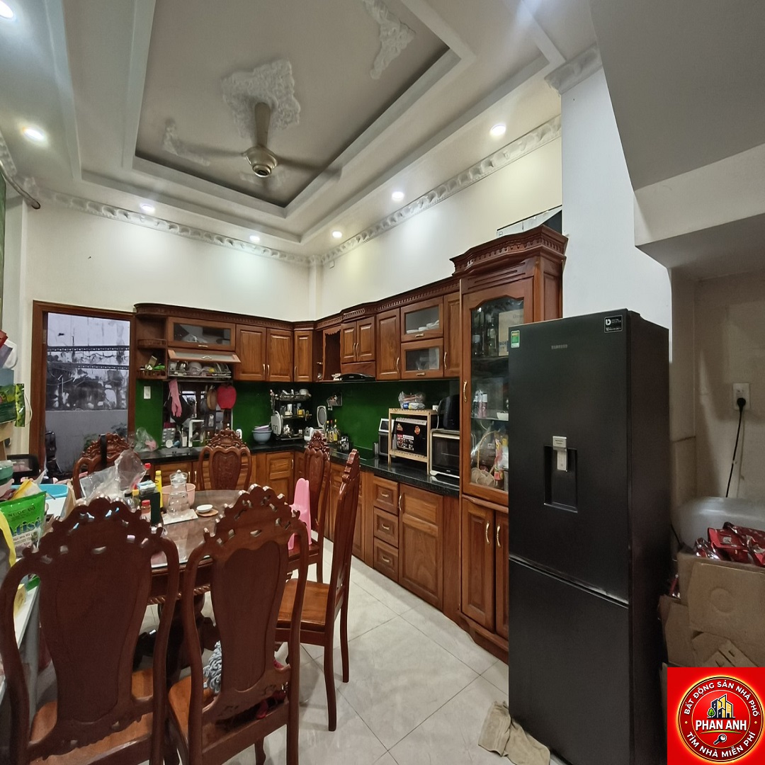 Nhà mặt tiề.n đẹp ngay trung tâm Phước Bình – Vừa ở vừa khai thác rất ổn. 4 tầng 6 pn, chỉ 14 tỏi…-3