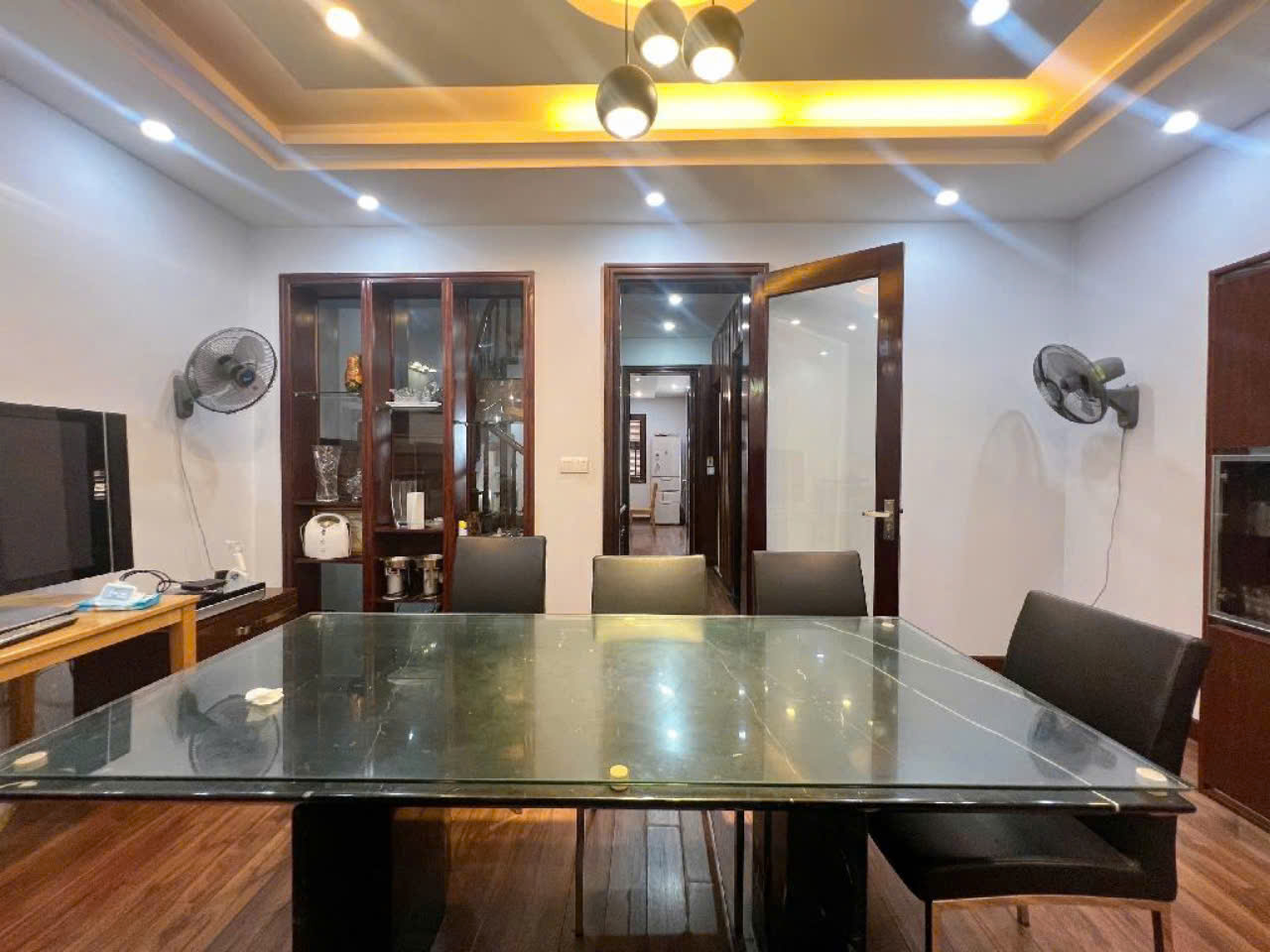 Bán nhà phố Nguyên Hồng, lô góc ô tô tránh, 7 tầng thang máy, ngoài 50 tỷ