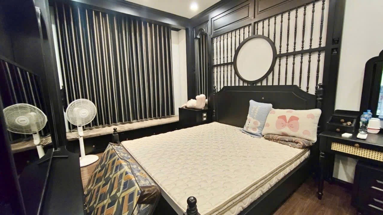Bán nhà phố Nguyên Hồng, lô góc ô tô tránh, 7 tầng thang máy, ngoài 50 tỷ-3