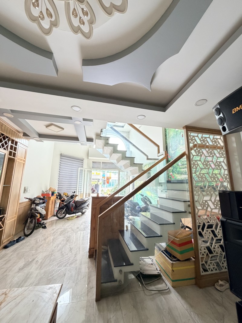Bán nhà 5 tầng 112m2 đường Nguyễn Tư Nghiêm, Bình Trưng Tây, Q2, Thủ Đức, TP HCM. Giá 15.45  tỷ.