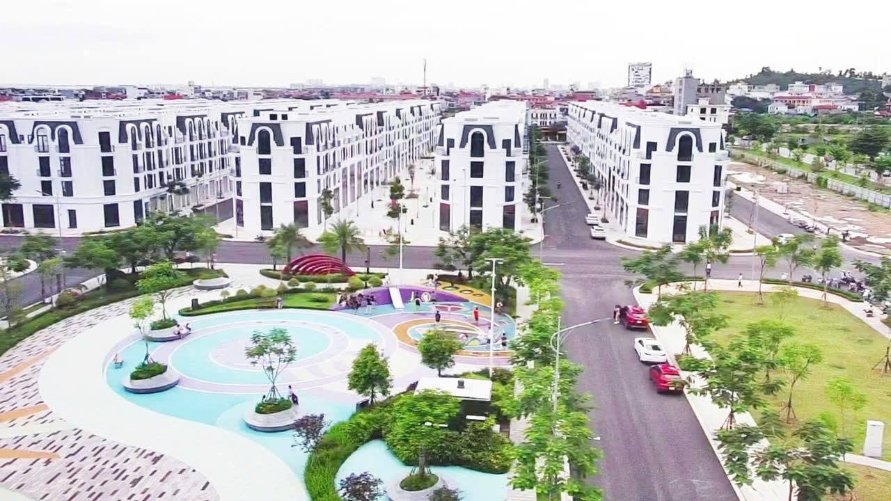 SỞ HỮU NHÀ LIỀN KỀ VLASTA NGAY TRUNG TÂM HÀNH CHÍNH MỚI VỚI GIÁ SIÊU HOT GIÁ CHỈ 4,5 TỶ CHO CĂN 62,5M