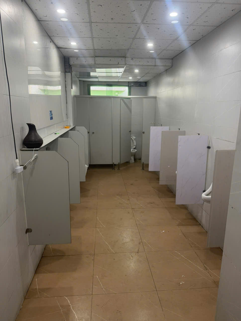 GIÁ TỐT ĐẦU TƯ - SANG NHƯỢNG QUÁN NHẬU MẶT TIỀN – VÀO KINH DOANH NGAY TẠI ĐÀ NẴNG-4
