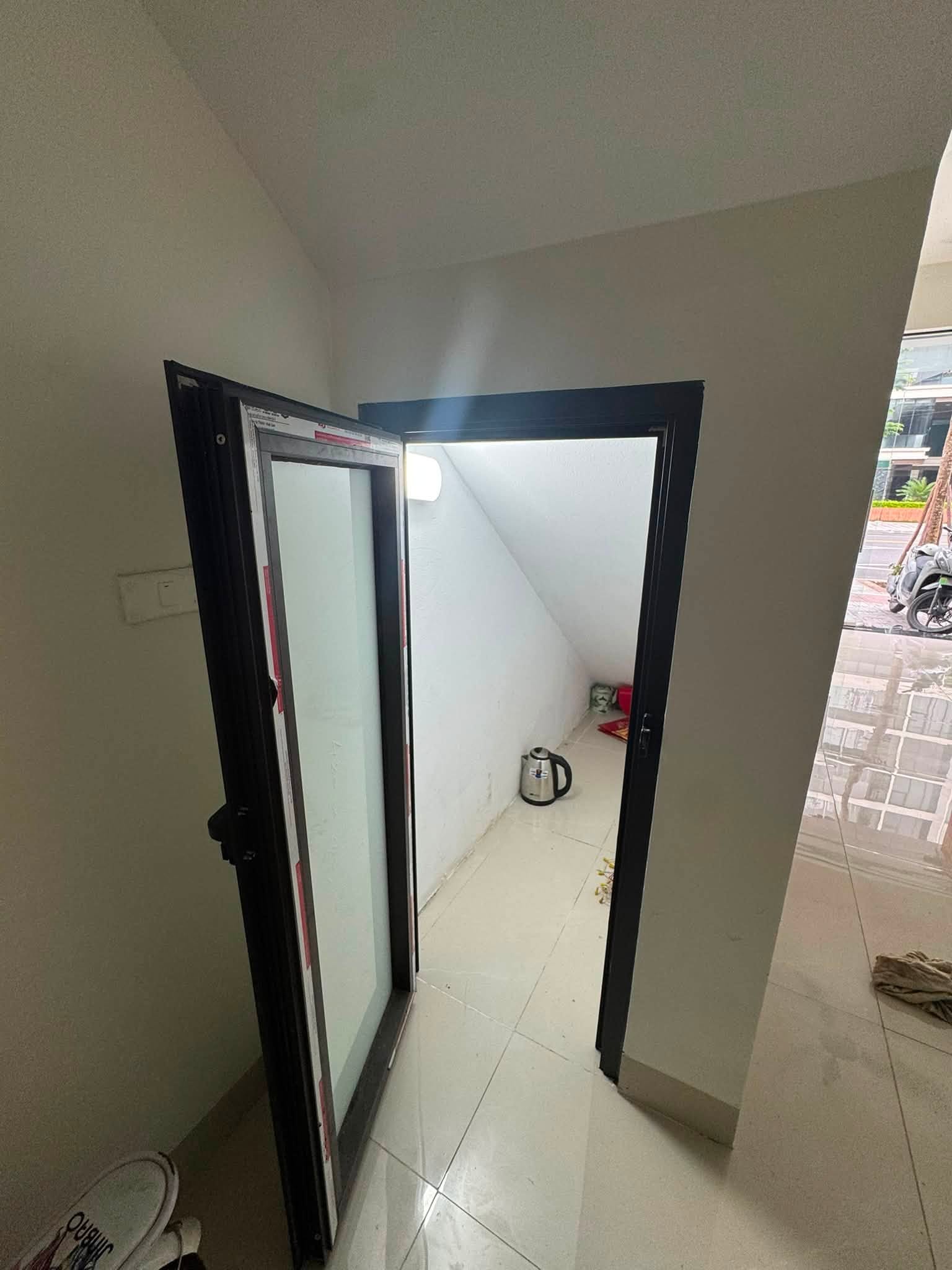 Cho thuê nhà Mặt phố Nguyễn Lam - kinh doanh đa ngành 40m2, 2 tầng, vỉa hè ô tô tránh chỉ 16tr/th-3