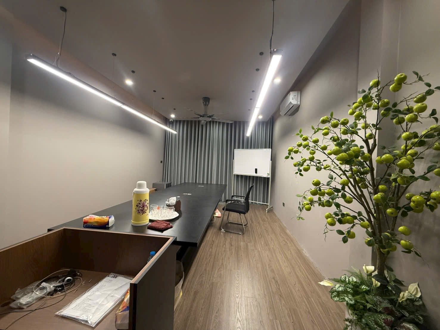 Bán nhà 2 tầng mặt phố Đỗ Ngọc Du, ph Phạm Ngũ Lão, TP HD, 79m2, mt 4m, vị trí kinh doanh, 5.x tỷ-4