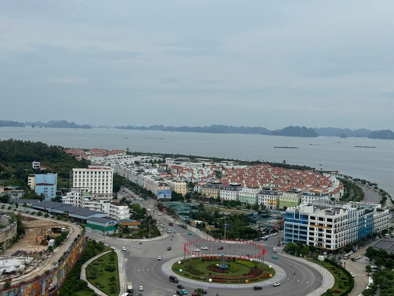► BÁN CẶP BIỆT THỰ SONG LẬP PREMIER VILLAGE – BÃI CHÁY, HẠ LONG-3