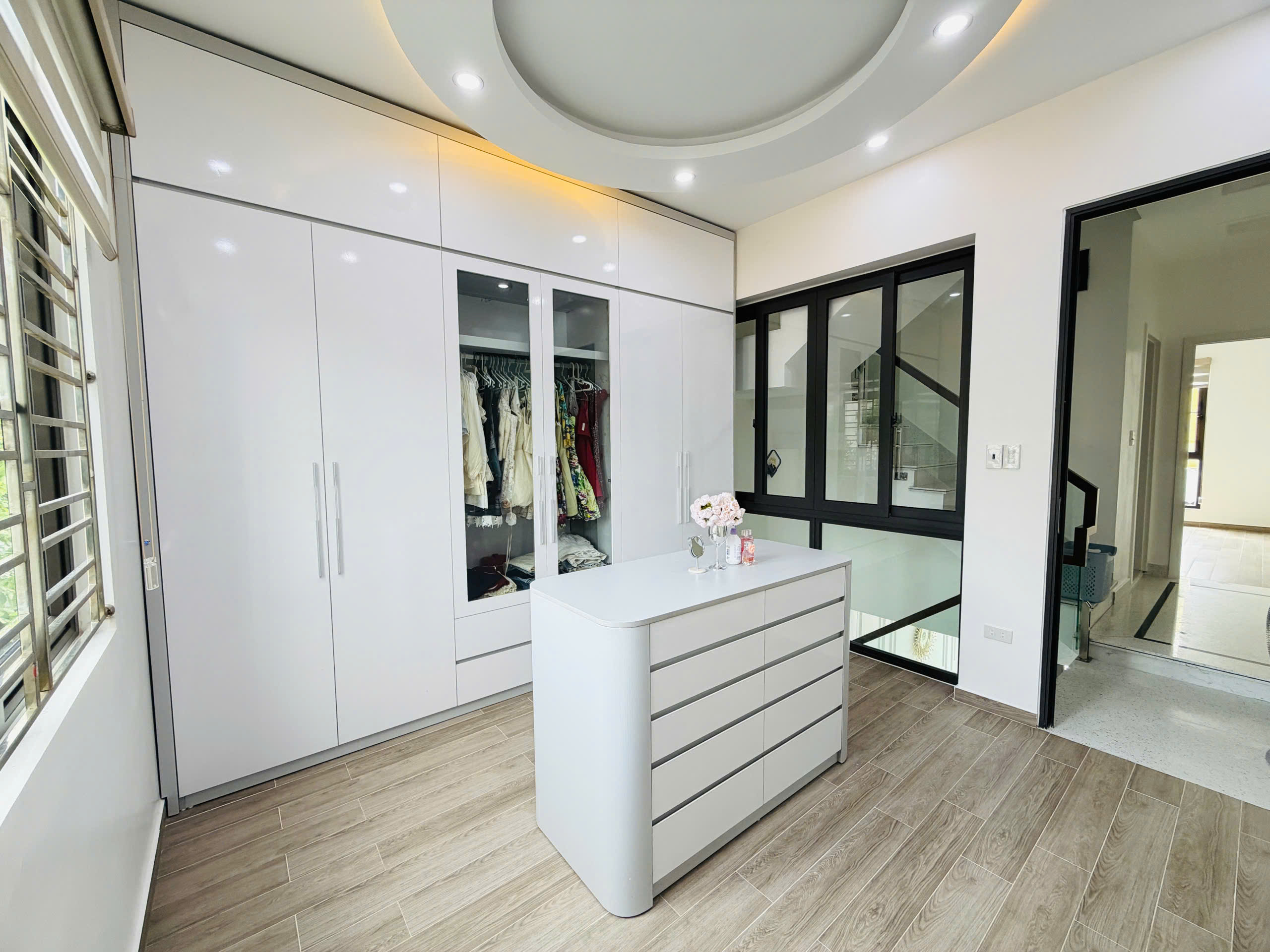 Nhà đẹp gần Vinhomes Imperia Hồng Bàng 4 tầng full nội thất, ô tô đõ cửa-3