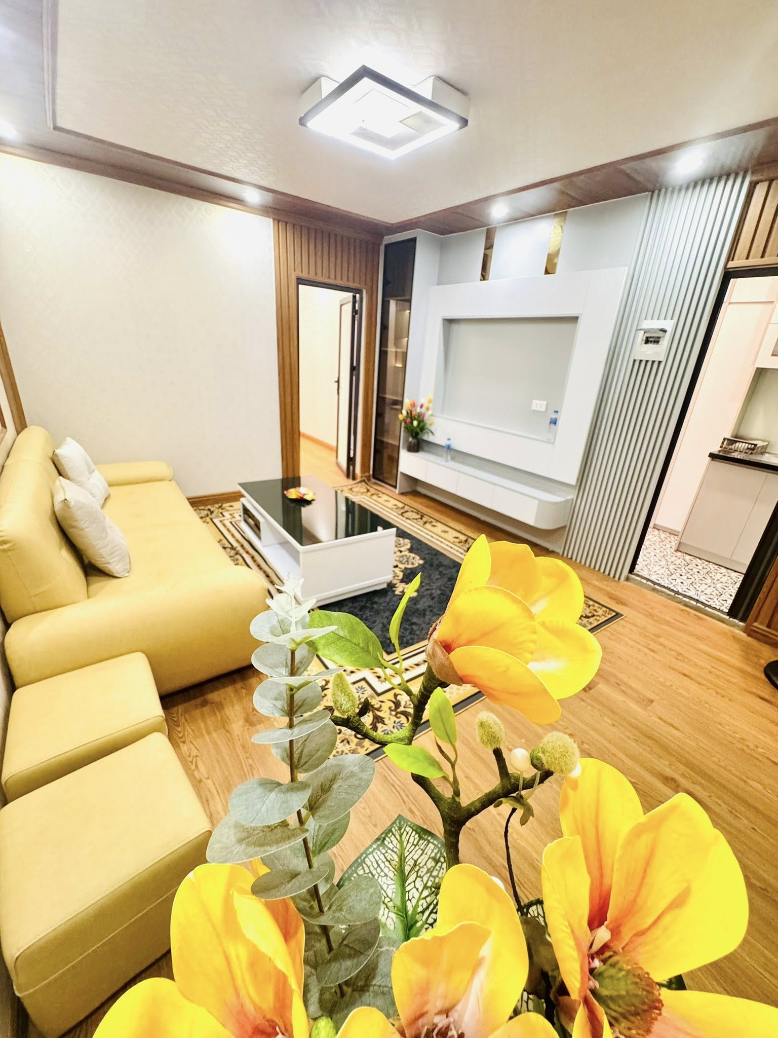 Chính chủ Bán nhà phố Giảng Võ, 21m 5 tầng, lg, 100m ra ô tô, an sinh đỉnh, 5.4 tỷ 0973256699.