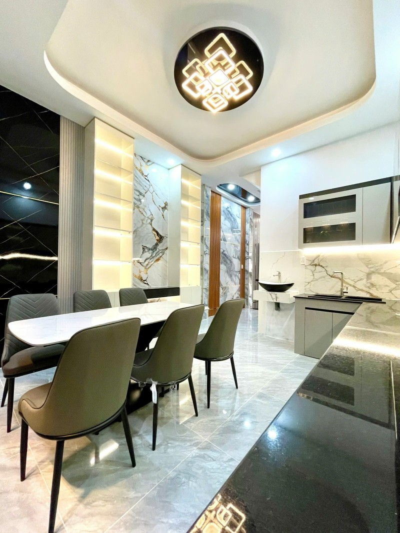 Bán nhà 5 tầng,  đường 385, Tăng Nhơn Phú A, Quận 9, Thủ Đức, TP HCM. DT  52m2, sổ hồng. Giá 7,9 tỷ