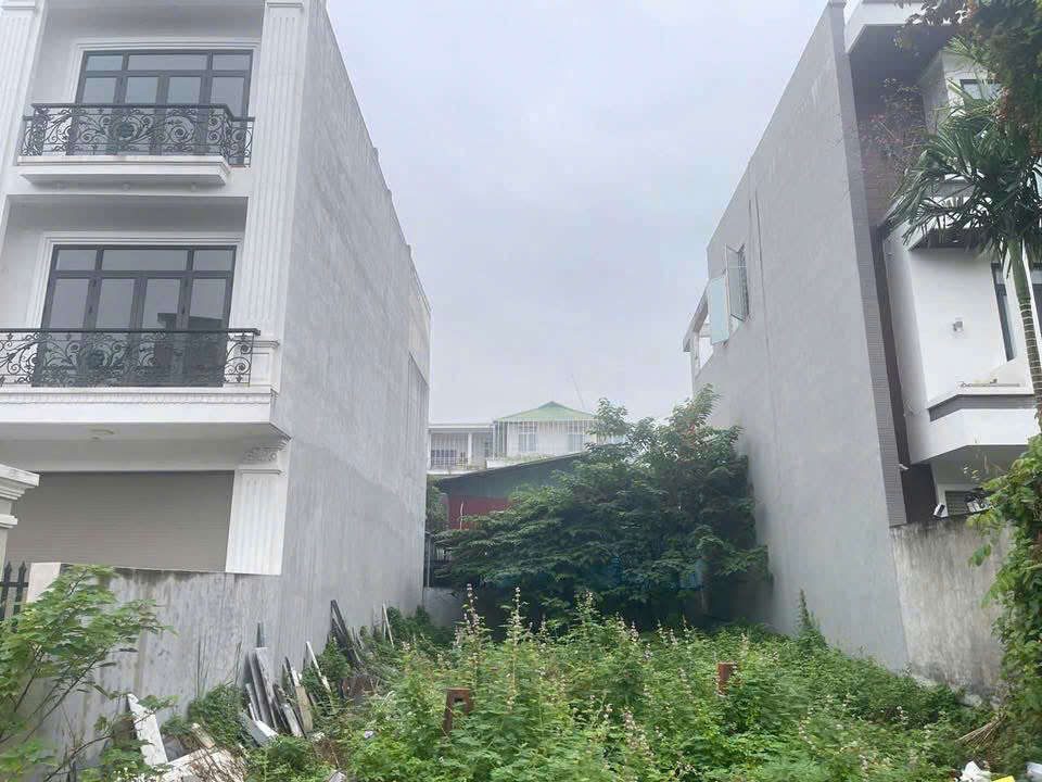 Đất đẹp đường Bến Láng - Tuyến 3 Lê Hồng Phong, vị trí hiếm dành cho khách xây biệt thự hoặc đầu tư.