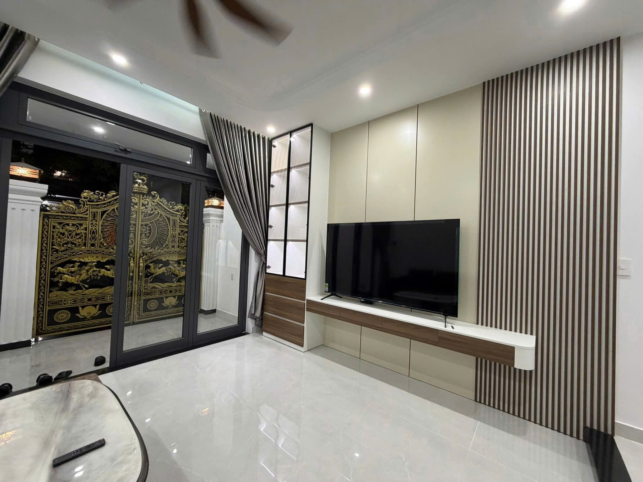 🔴💥Biệt Thự 2 tầng đường 5m5 Hoà Minh - Gần biển