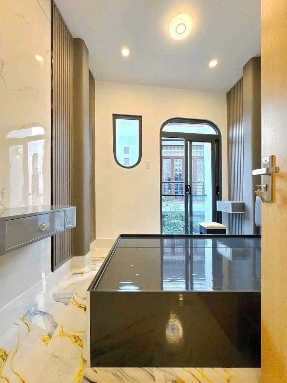 31. Nhà mới full nội thất Xô Viết Nghệ Tĩnh – Giá thuê chỉ 6 triệu