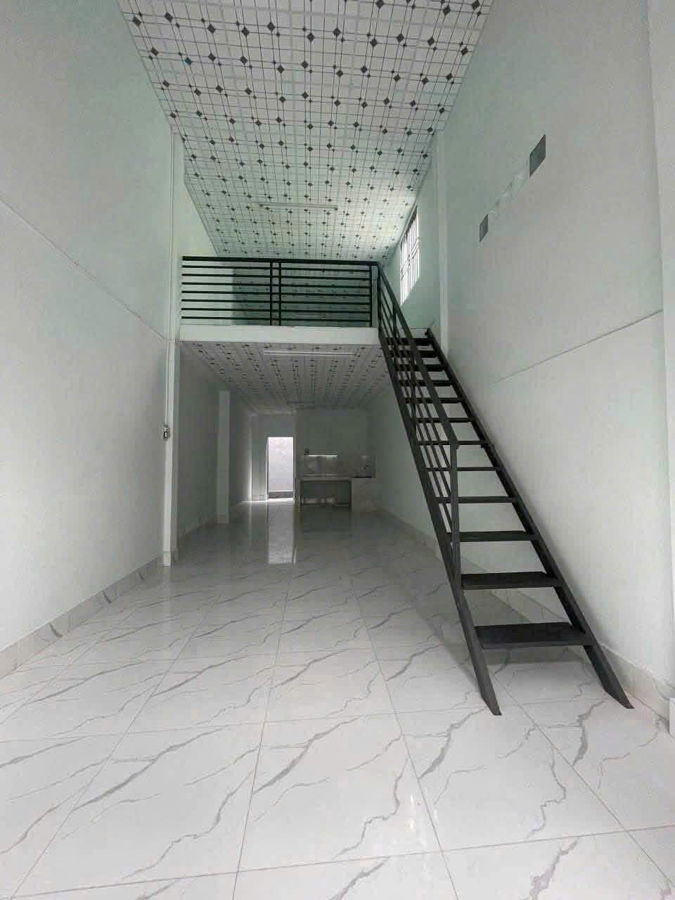 32. Nhà 5 triệu trục chính hẻm đường 30/4 thuận lợi kinh doanh